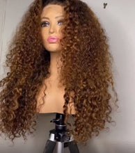 Load and play video in Gallery viewer, Highlight Honey Brown with Black Root Water Wave Human Hair 13X4/13X6 Lace Front Wig Peruvian Ombre Brown Deep Curly wig
