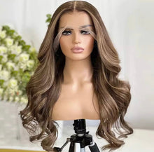 Load image into Gallery viewer, 13x4/ 13x6 Lace Front Wig Brown Highlight Wig Human Hair Transparent Body Wave Wigs Honey Blonde Brazilian 100% Remy Hair
